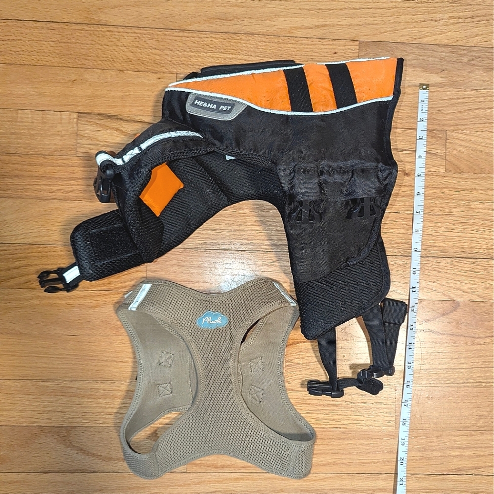 $5 Orange and Black Dog Life Vest & Harness Set SMALL DOG Westie